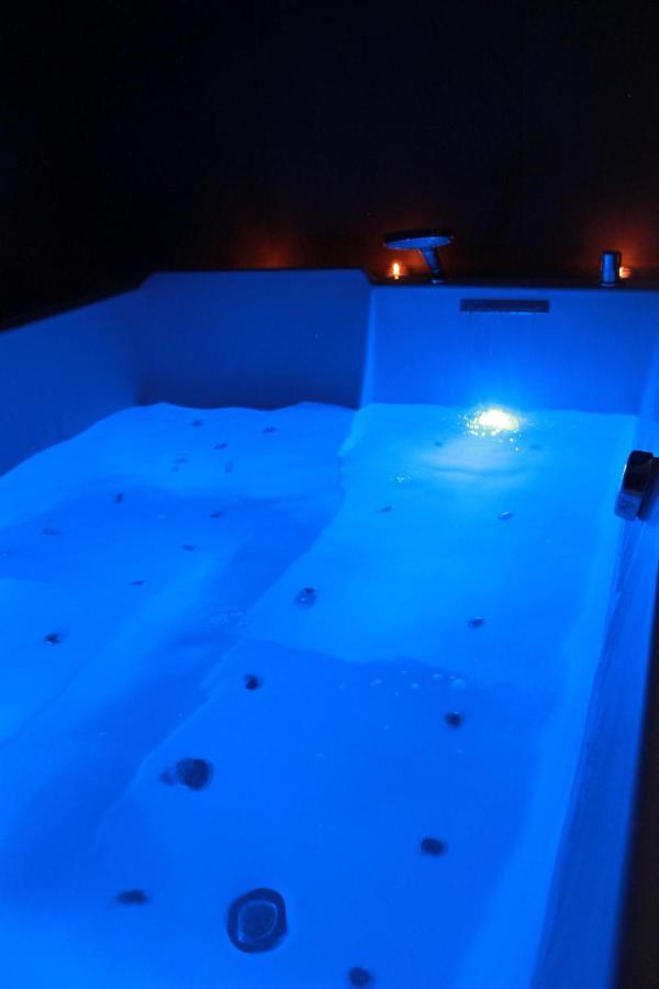 The Down Town Nenad'S Spa Dijon Dış mekan fotoğraf